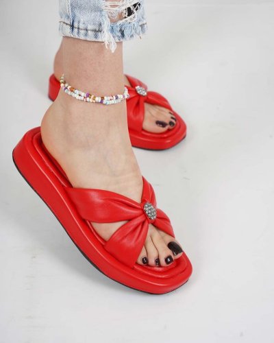 Carousel post from ossoshoes.