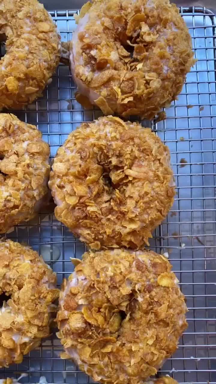Video post from thedoughnutproject.