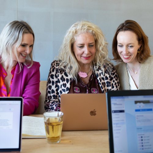 Carousel post from masteryourbusinessmoves.nl.