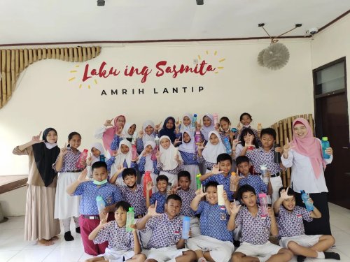 PostPhoto