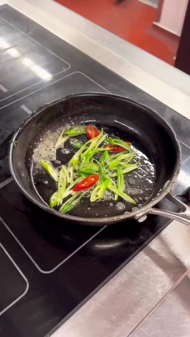 Video post from themoathouse.