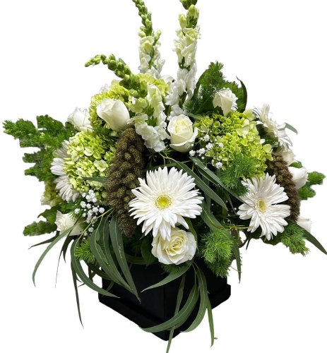 Carousel post from la_gifteria.