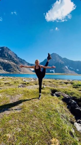 Video post from reachyoga_sd.