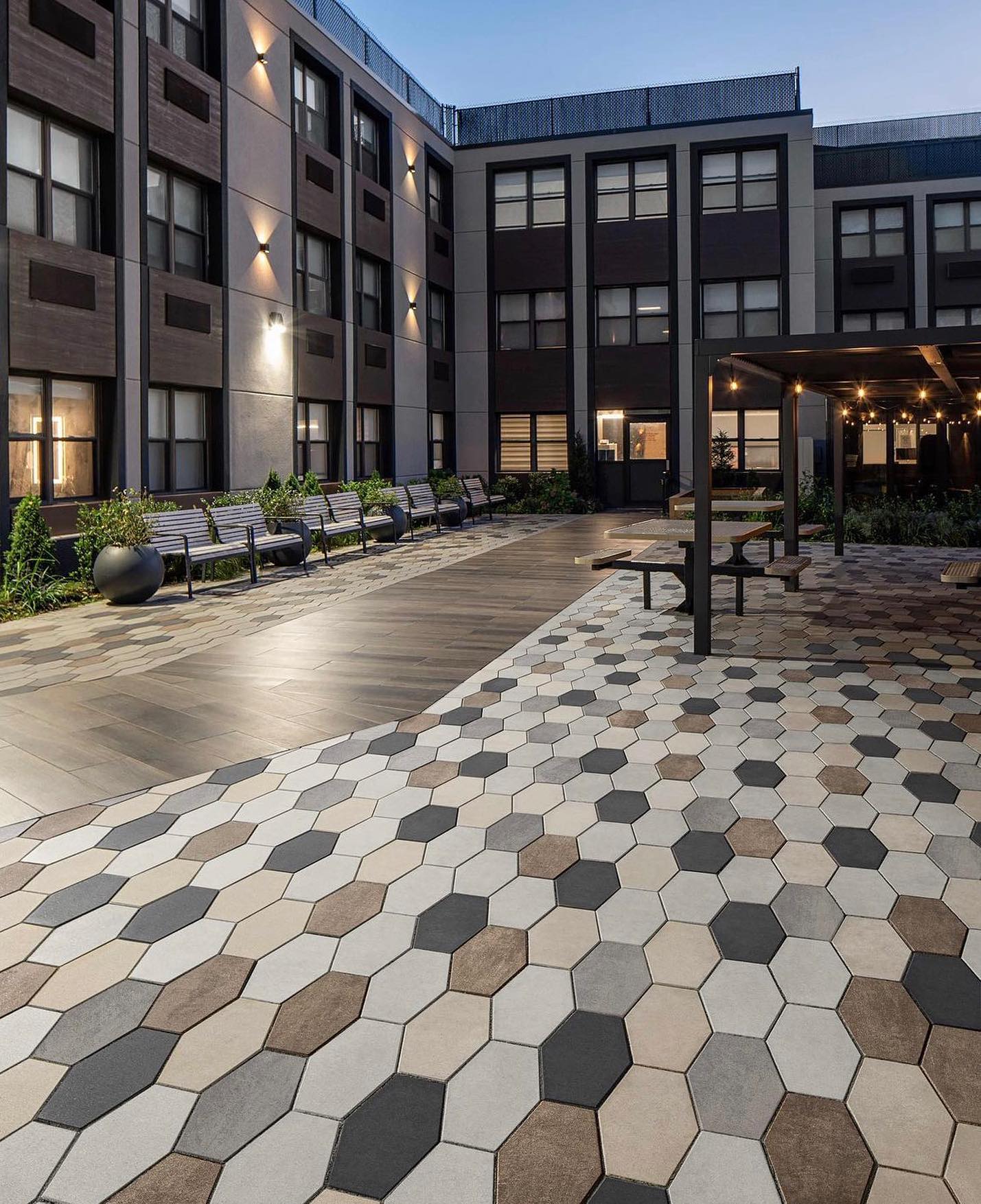 Photo post from techobloc.