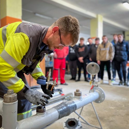 Carousel post from gasnet_cz.