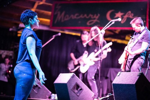 Carousel post from denfringe.