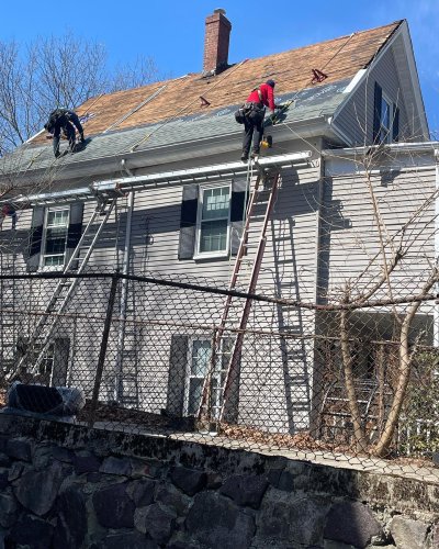 Carousel post from wisdomroofingusa.