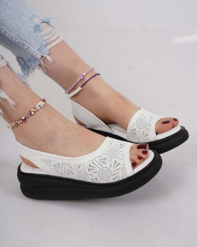 Carousel post from ossoshoes.