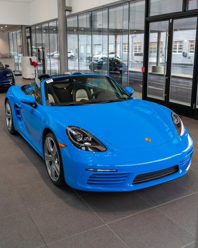 Carousel post from porschewarrington.