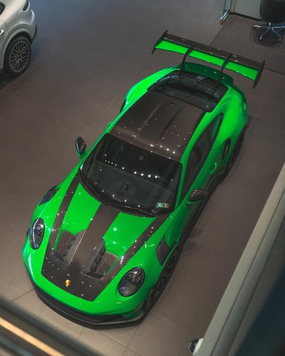 Carousel post from porschewarrington.