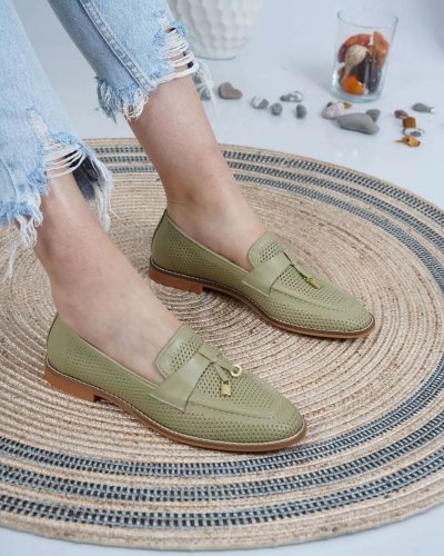 Carousel post from ossoshoes.