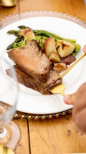 Video post from famous_creations_catering.