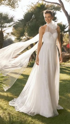 Video post from jolibride.