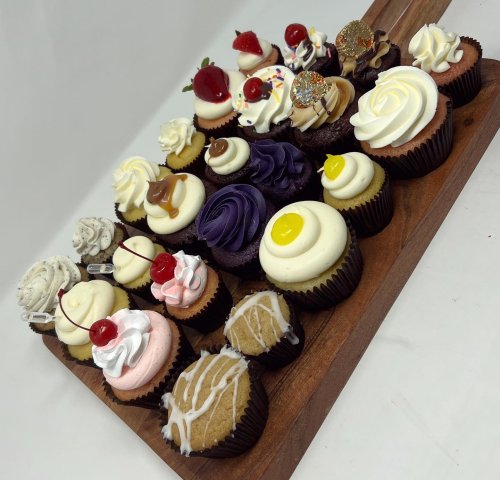 Photo post from famous_creations_catering.