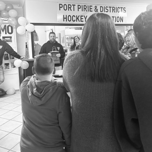 Carousel post from parkroyalpanthers.hockeyclub.