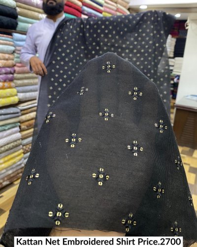 Carousel post from akbar_fabrics_.