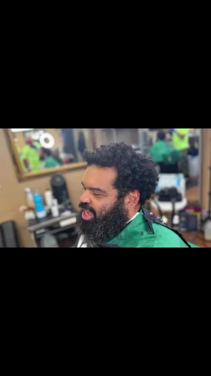 Video post from corndabarber.