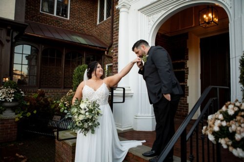 Photo post from thecurvybridenj.