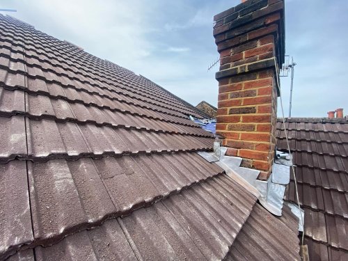 Carousel post from hardyandsonsroofing.