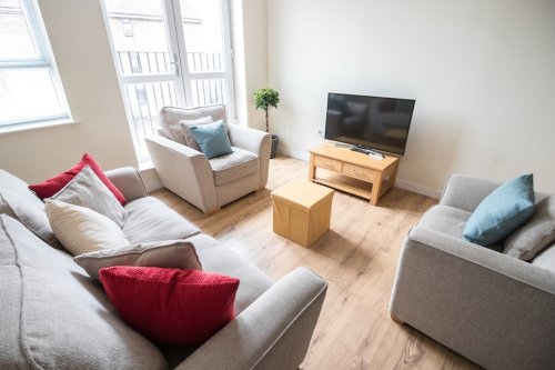 Photo post from kasarstays.