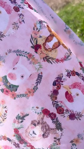 Video post from elephantinmyhandbag.