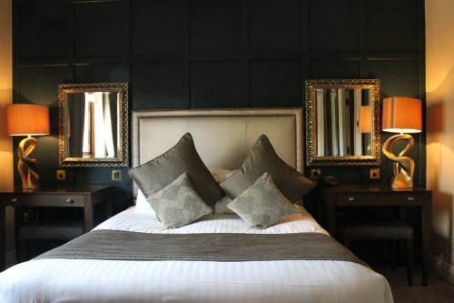 Photo post from themoathouse.