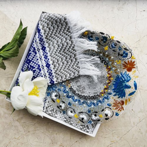 Carousel post from padarunak.fond.