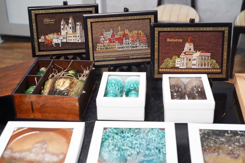 Carousel post from padarunak.fond.