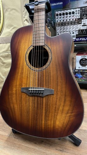 Video post from miyatamusic.