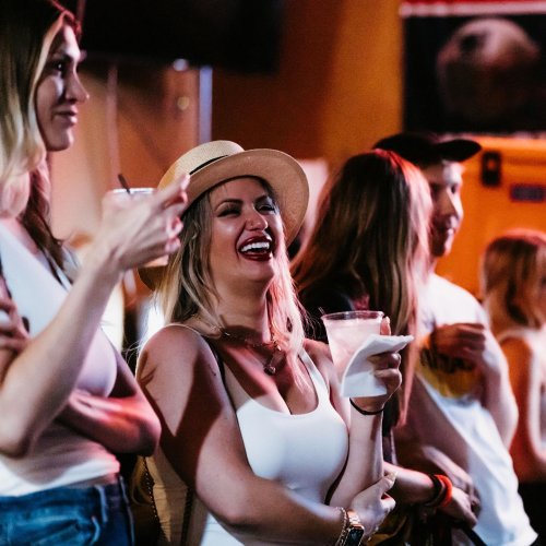 Carousel post from denfringe.