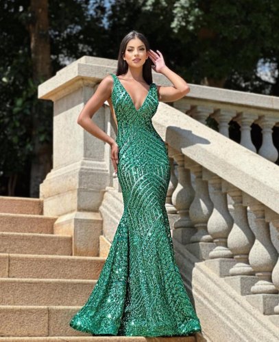 Carousel post from jolibride.