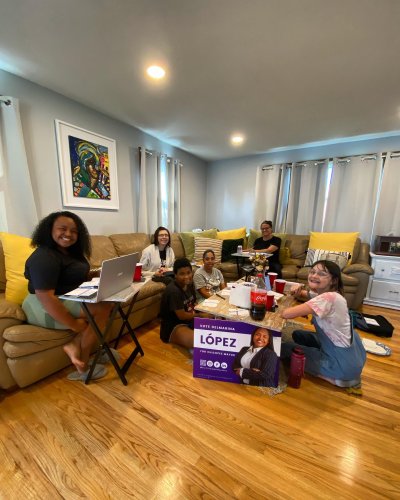 Photo post from electdelmarinalopez.