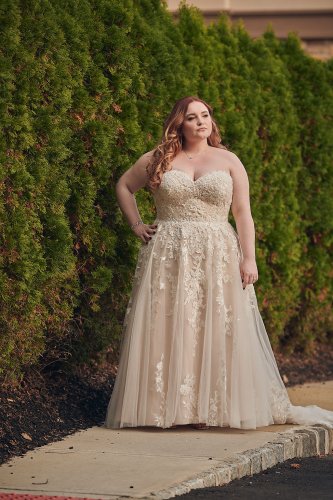 Photo post from thecurvybridenj.