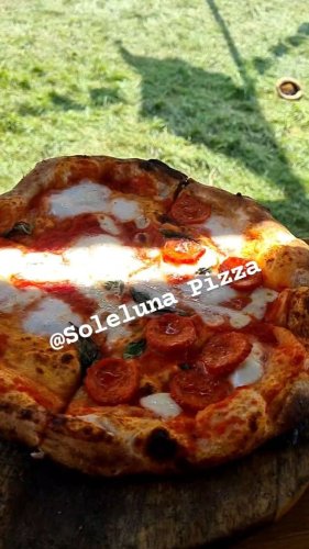 Video post from soleluna_pizza.