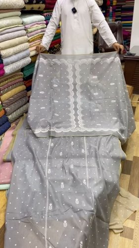 Video post from akbar_fabrics_.