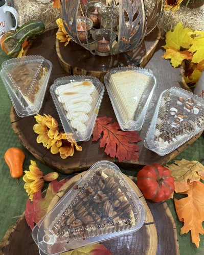 Photo post from marquettescakestudio.