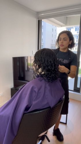 Video post from trindadehairstylist.