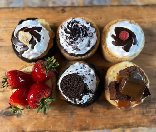 Photo post from famous_creations_catering.