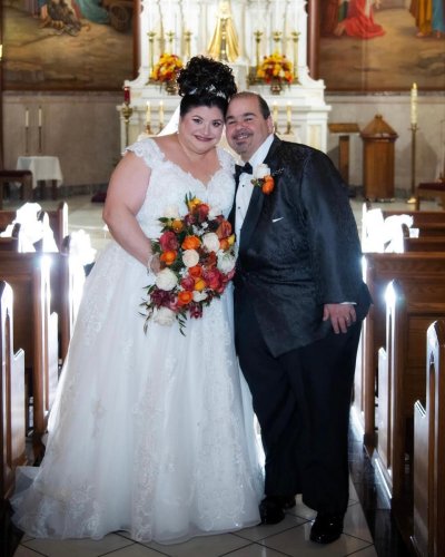 Carousel post from thecurvybridenj.