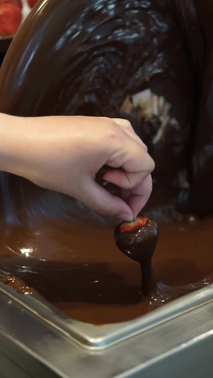 Video post from rockychoccanada.