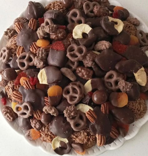 Carousel post from la_gifteria.