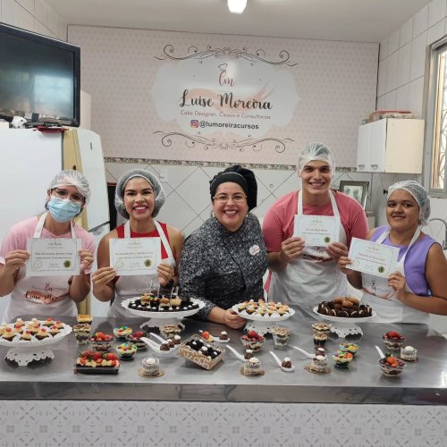 Carousel post from lumoreiracursos.