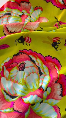 Video post from elephantinmyhandbag.