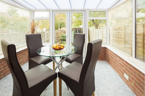 Photo post from kasarstays.