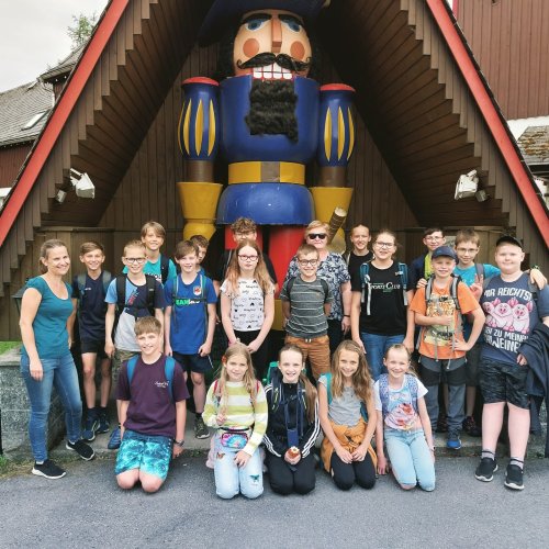 Carousel post from whg_riesa.