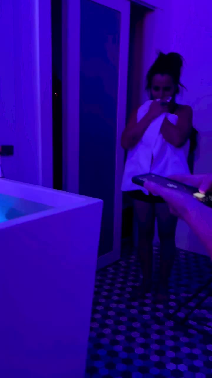 Video post from __amber_lydic__.