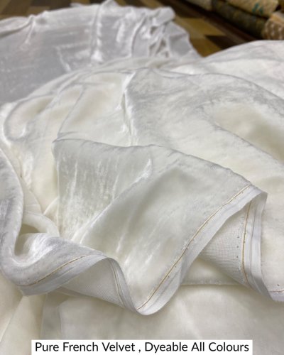 Carousel post from akbar_fabrics_.