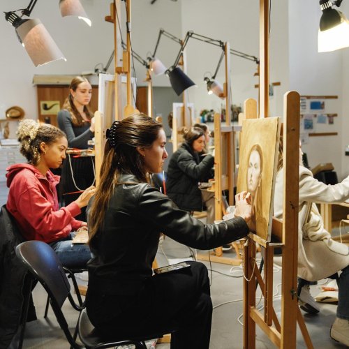 Carousel post from aurrome.