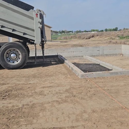 Video post from knoxconcrete.