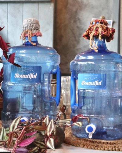 Carousel post from currumbinvalleyharvest.